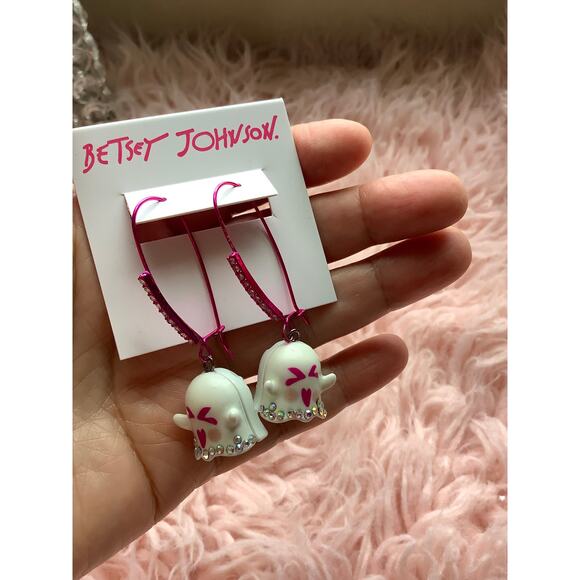 New with tag 🏷️ Betsey Johnson earrings ghost 👻 - Picture 1 of 7